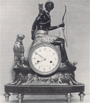 Bitte zum Vergrern anklicken - 4. Pendule mit einer Afrikanerin, Deverberie, Paris, um 1805, aus einem Angebotskatalog